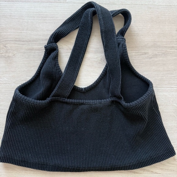 Black Ribbed Crop Top - Picture 2 of 2